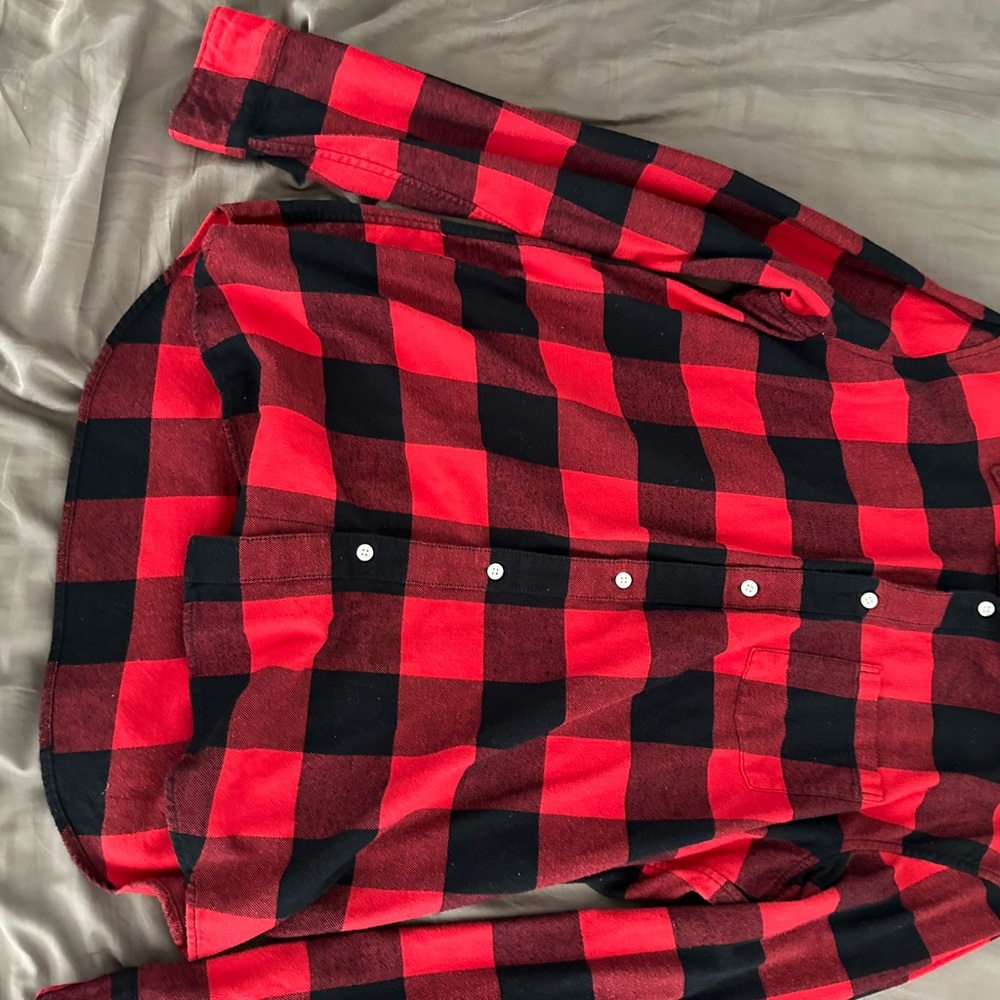 Gap red checkered flannel size large